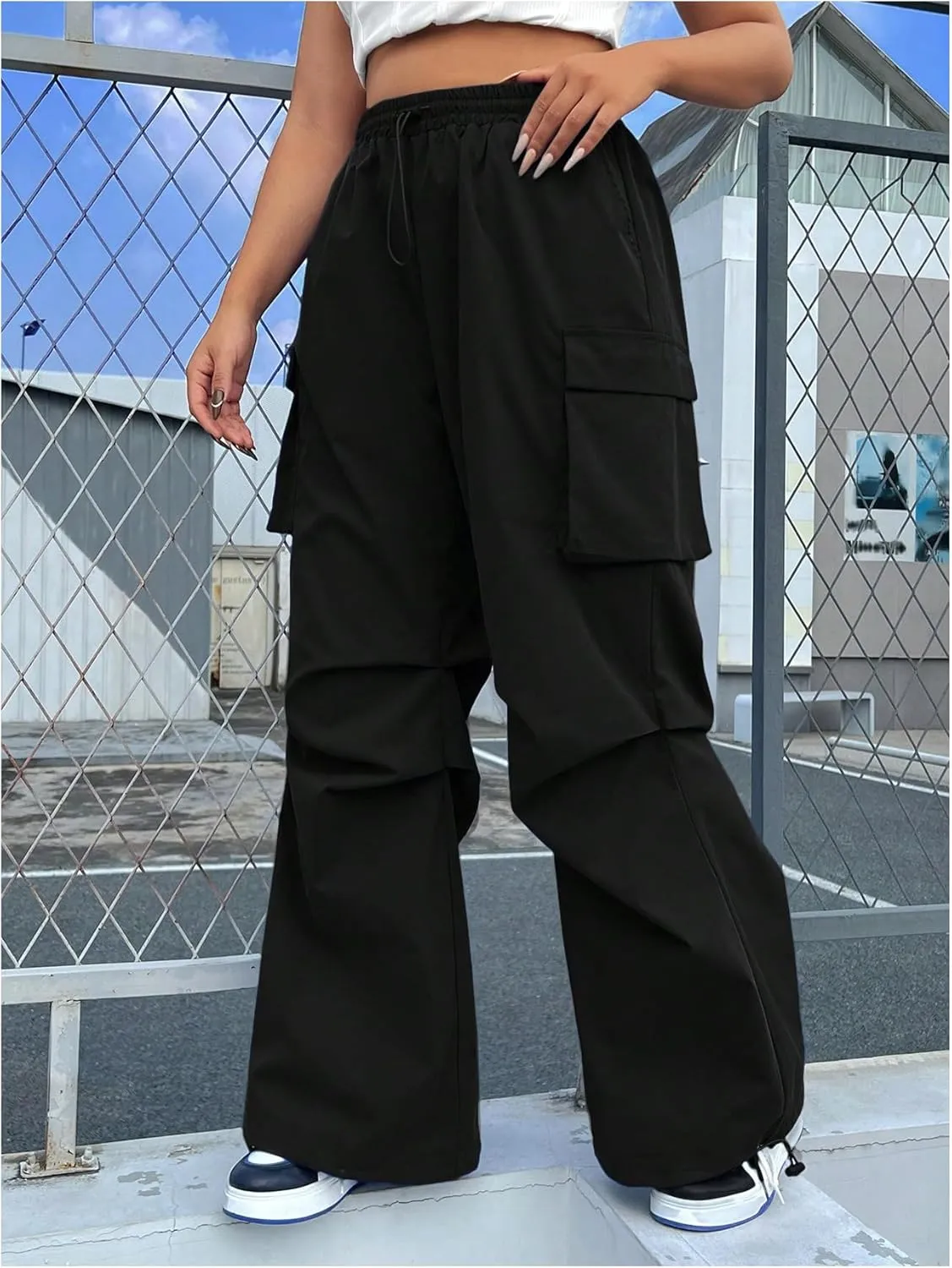 GORGLITTER Women's Plus Size Ruched High Waisted Cargo Pants Flap Pocket Baggy Wide Leg Pants