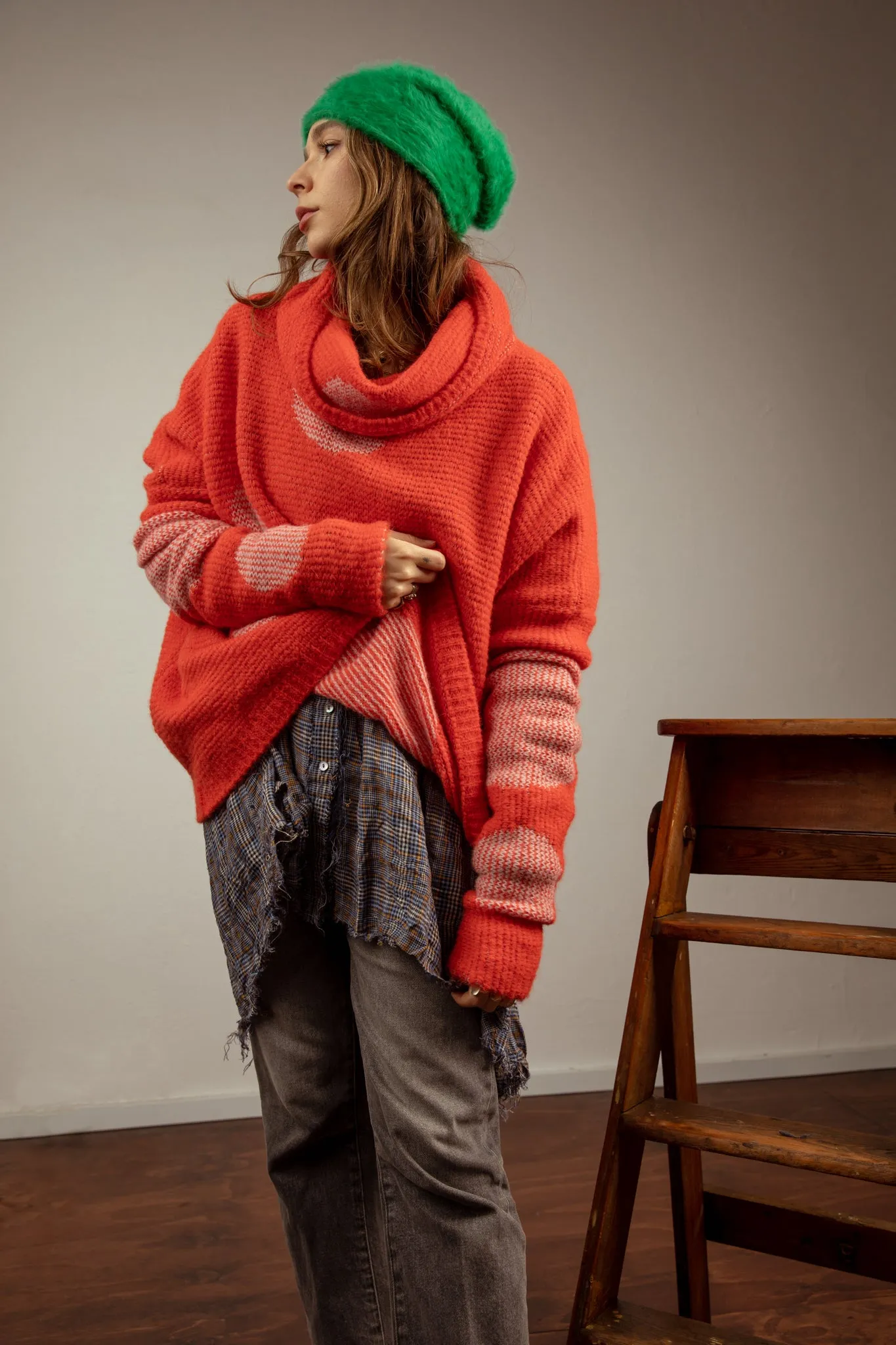 Over size spot sweater (Alpaca) - Merlot / Red