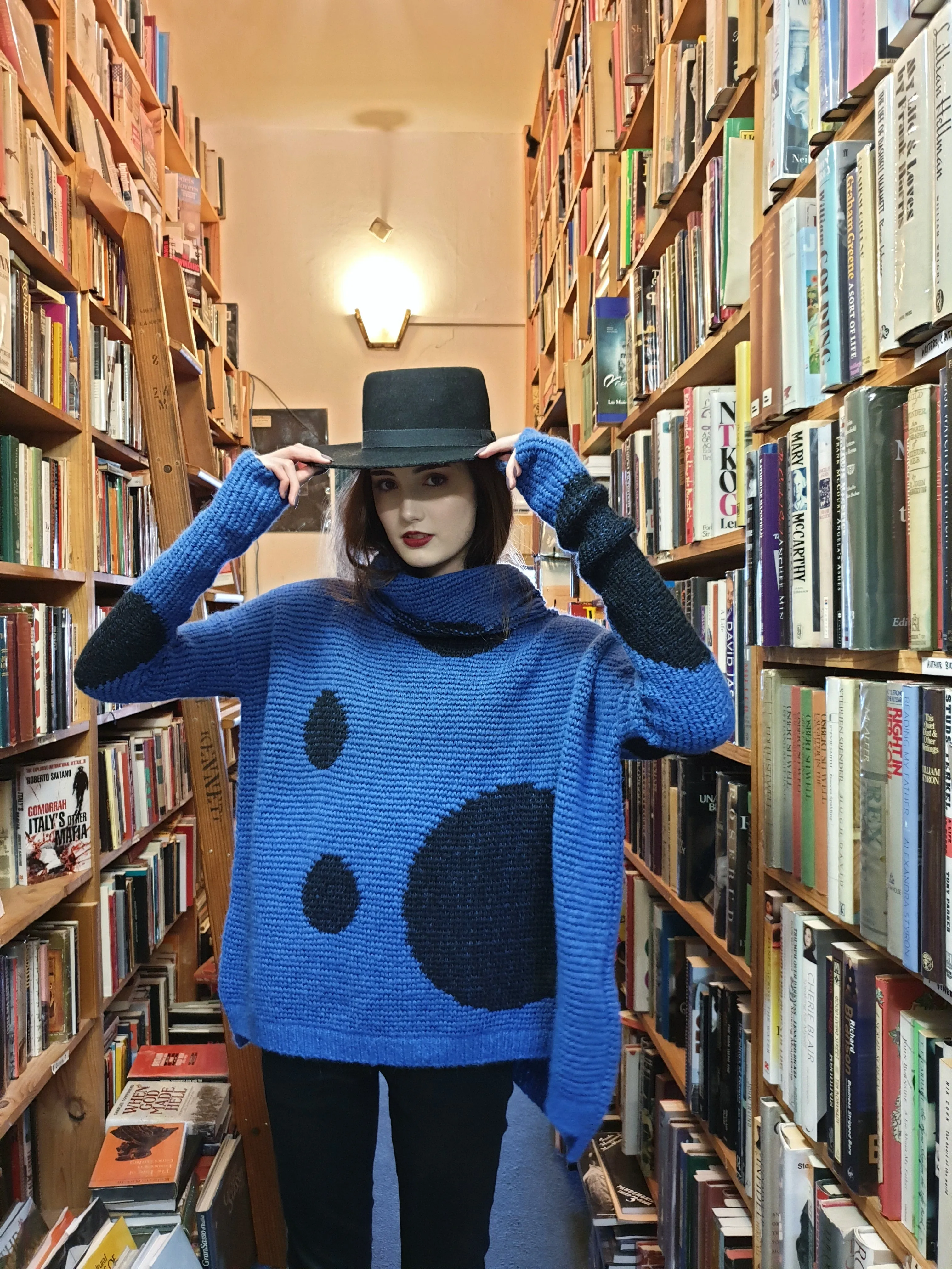 Over size spot sweater (Alpaca) - Merlot / Red